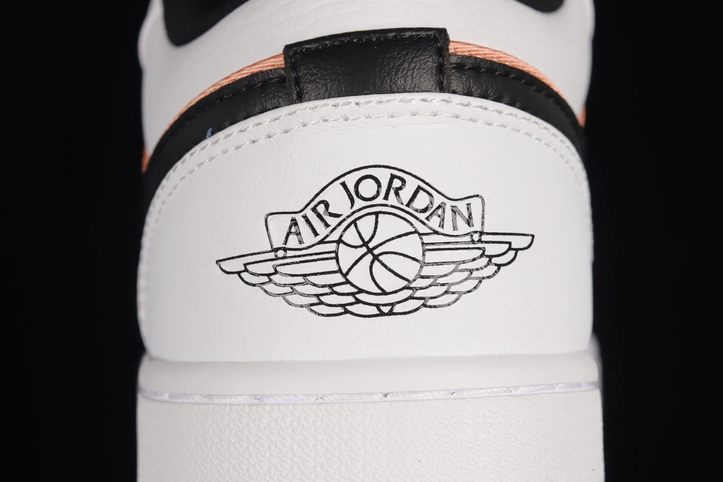 All categories Air Jordan Jordan series basketball shoes Air Jordan 1 Low Z version Air Jordan 1 Low AJ1 Joe 1 apricot orange low-top cultural and leisure sports sneakers DM8960-801
